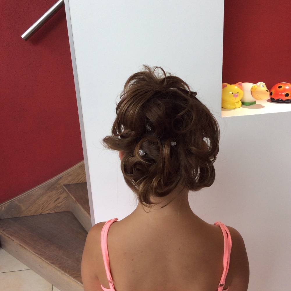 fille coiffure